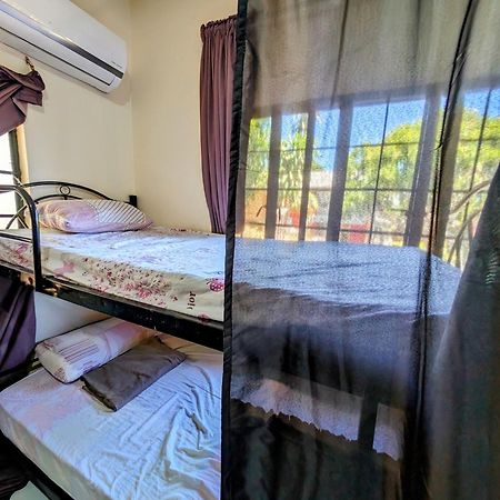 Screaming Gecko Hostel Busuanga Εξωτερικό φωτογραφία