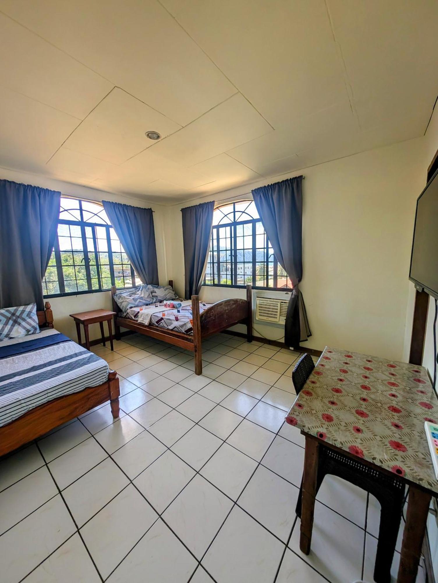 Screaming Gecko Hostel Busuanga Εξωτερικό φωτογραφία