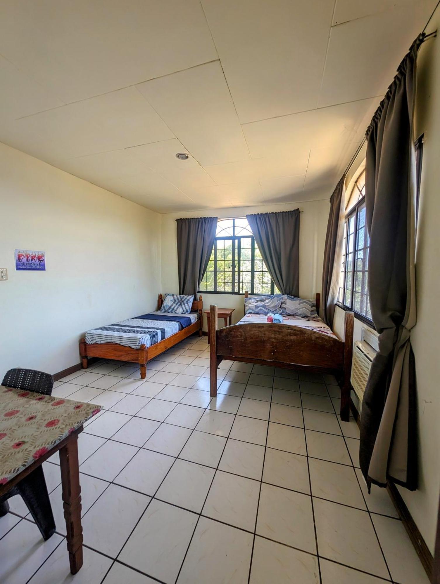 Screaming Gecko Hostel Busuanga Εξωτερικό φωτογραφία